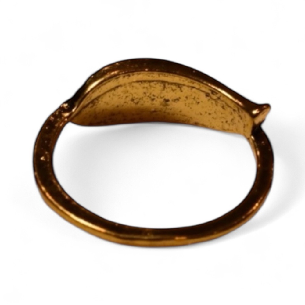 Gold Feather Ring - Picture 3 of 5